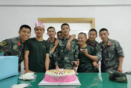 从武警到陆军，那个二次入伍的他你们还记得吗