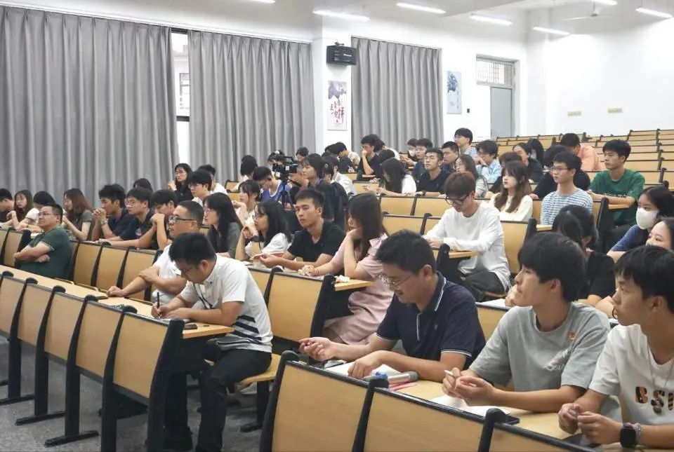 领雁计划 | 增强服务意识，做一个合格学生干部