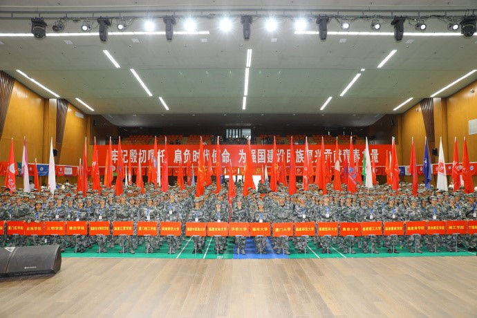福州理工学院代表队在2023年福建省大学生军事比武活动中勇创佳绩
